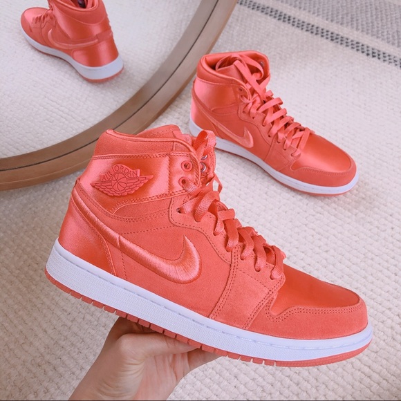 Nike Shoes - Air jordan 1 rer high soh